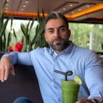 تصویر کاربر با کد 749844