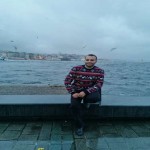 تصویر کاربر با کد 744498