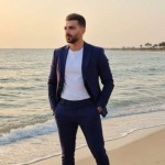 تصویر کاربر با کد 1244280