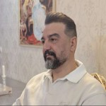 تصویر کاربر با کد 744085