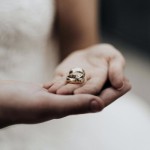ازدواج با خاله همسر اشکال دارد؟